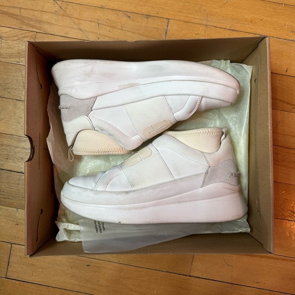 UGG Neutra Platform Sneaker - Size 7 - Picture 10 of 10